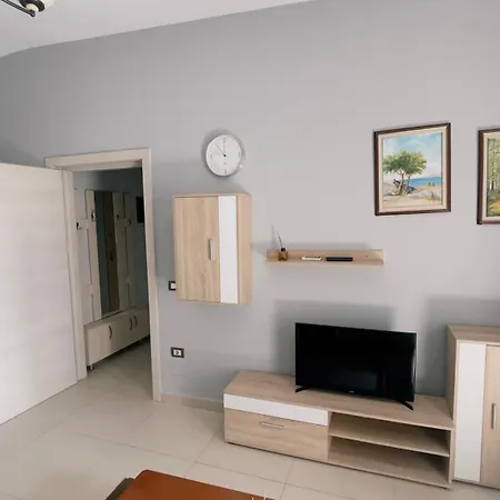 Sheshi Wilson Apartamnet Tirana
