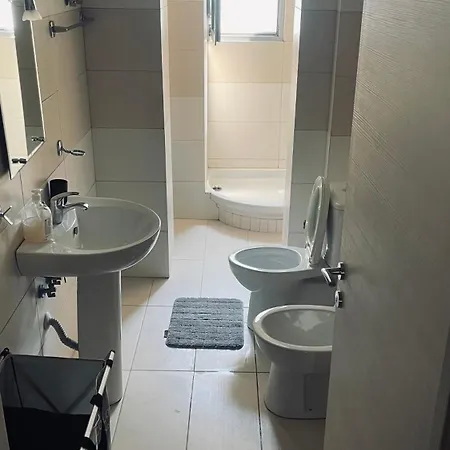 Sheshi Wilson Apartamnet Appartement